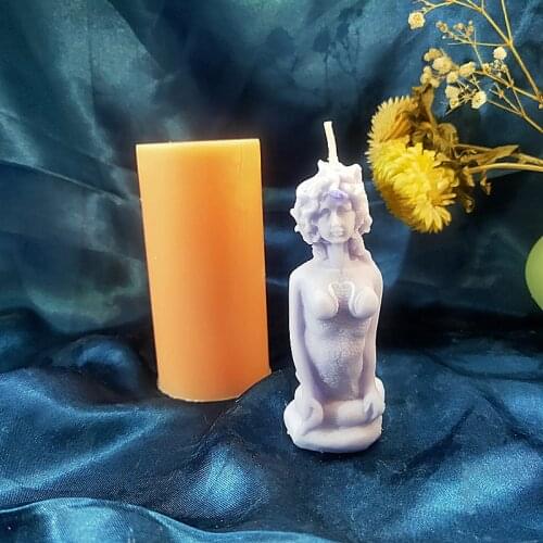 Medusa Beauty and Snake Candle Mold Naked Lady Sitting on Knees Bakeware Tools