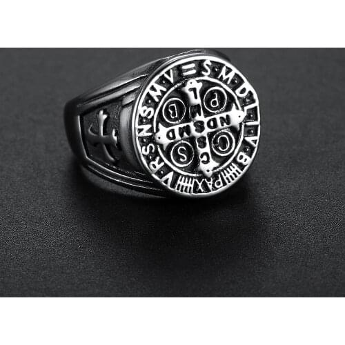 Megin D Vintage Jesus Christian Cross Solid Reversion to Black Stainless Steel Rings for Men Women Couple Friend Fashion Gift