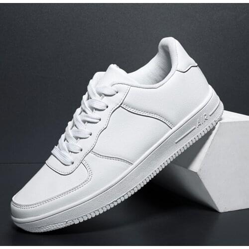 New sports mens shoes student couple board shoes mens casual white shoes breathable trendy shoes