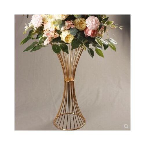 Wedding props electroplated gold tie yi big waist decoration wedding table flower arranger catwalk lead geometric lead