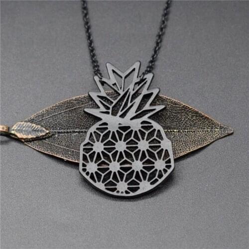 4 Colors Origami Pineapple Necklace Fruit Charm Female and Male Gift Summer Necklace Fashion Women Jewellery Geometric Jewellery