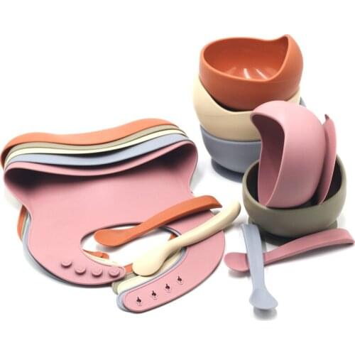 Baby Silicone Bowl Bibs Set Non-slip Childrens Suction Bowl Long Handle Silicone Spoon Bibs Dishes Baby Feeding Tableware