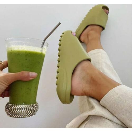 Mens Summer Slides Breathable Beach Slippers Fish Mouth Flip Flops Unisex Sandals Light weight Bone White Yzy Plus Size 37-45