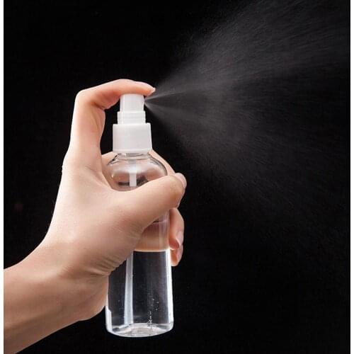 10Pcs 30/50/100ml Plastic Clear Empty Refillable Makeup Water Mist Spray Bottle It is made of premium plastic material, odorless