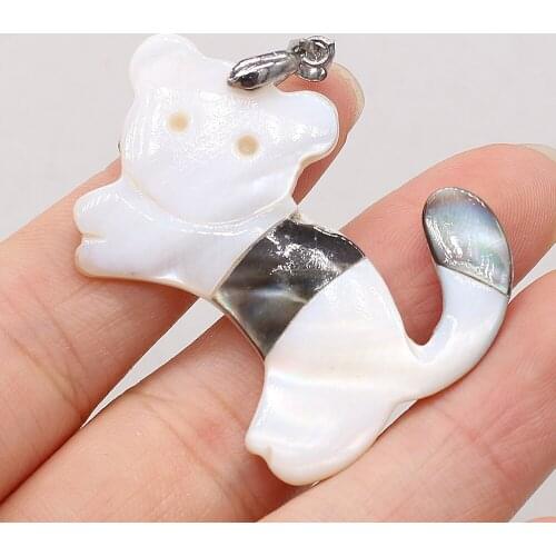 Hot Selling Natural White Mother of Pearl Shell Pendant Cute Cat Handmade Crafts Making DIY Necklace Earrings Jewelry Gift