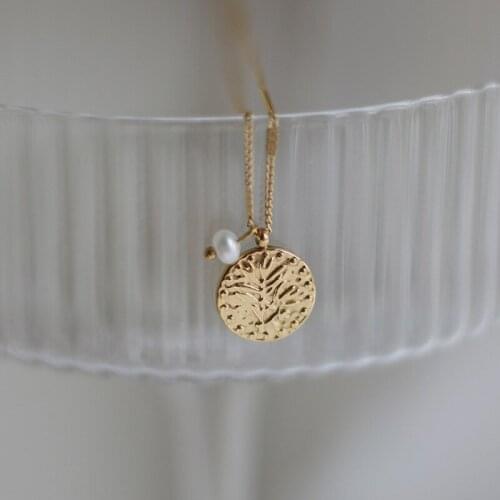 Ancient freshwater pearls handmade round pendants plant leaf necklaces clavicle chains Korea titanium steel plated with 18K gold