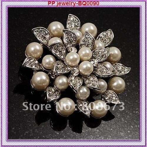 Free shipping 12pcs/lot Luxury design beautiful crystal and pearl brooch girls wedding brooch