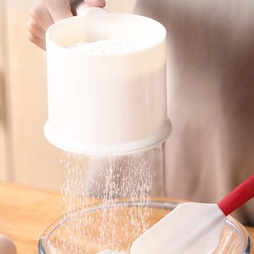 Hand-held Sieve Flour Shaker Hand Press Cup Flour Sifter Gadget Kitchen Baking Sieve Accessories Cake Coffee Cooking Tools