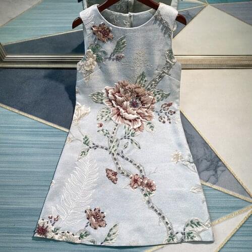 Heavy industry beaded dress autumn 2020 new fashion womens jacquard embroidery relief peony A-line vest skirt