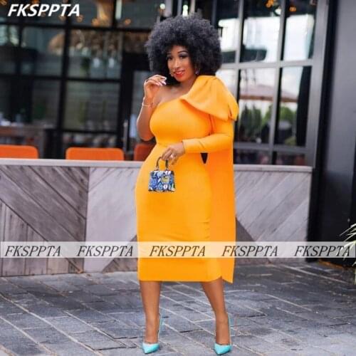 One Shoulder Gold Long Sleeve Prom Dress With Bow Sheath Tea Length 2021 Black Women Party Short Prom Gowns Plus Size