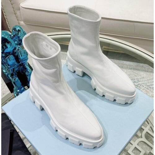 White Booties 2021 New Chunky Boots Fashion Platform Women Ankle Botas Comfortable Outdoor Round Toe Slip-On Botas Altas Mujer