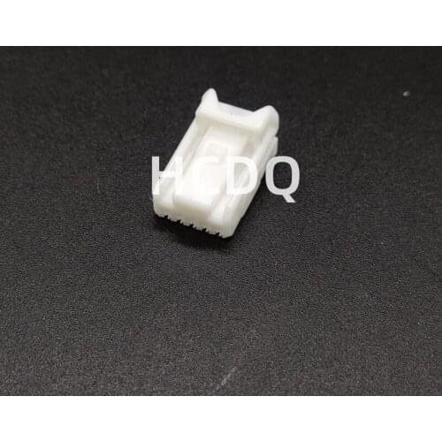The original 6098-3810 5PIN Femaleautomobile connector shell and terminal are supplied from stock