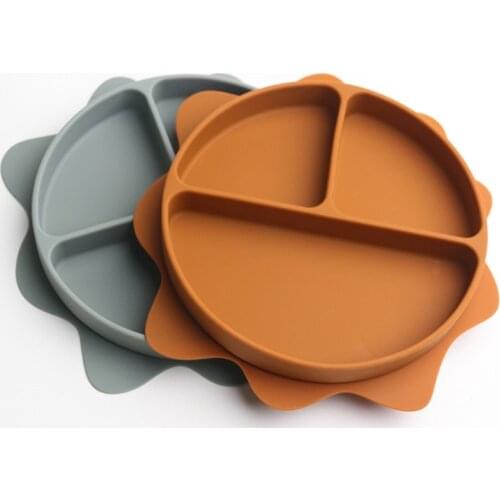 Baby Suction Cup Bowl Non-toxic BPA-Free Silicone Sun Shaped Divided Dinner Plate Infants Learning Feeding Dish Newborn H3CD