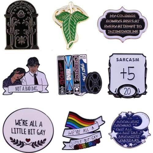 BG228 Dongmanli Movie Enamel Pins and Brooches Lapel Pin Backpack Bags Hat Cartoon Badge Clothes Decoration Halloween Gift