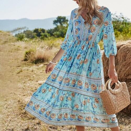 2021 Spring And Summer Women New Digital Print Small Fresh And Sweet Lace Mid-Length Dress Sexy V Neck Floral Casual Beach Dress