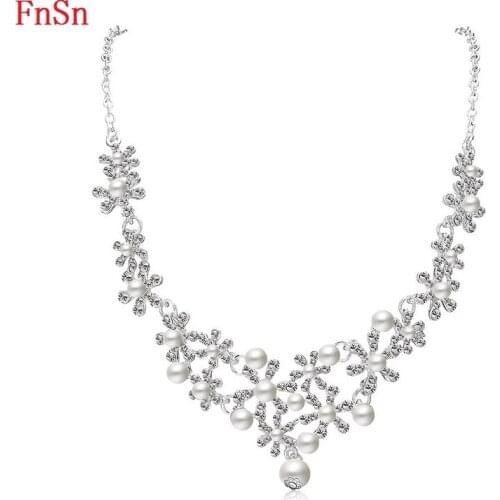 FnSn New 2017 Hot Summer Necklace Crystal Pearl Choker Women Zinc Alloy Crystal Women Gift Fashion Jewelry Collier Sale N108