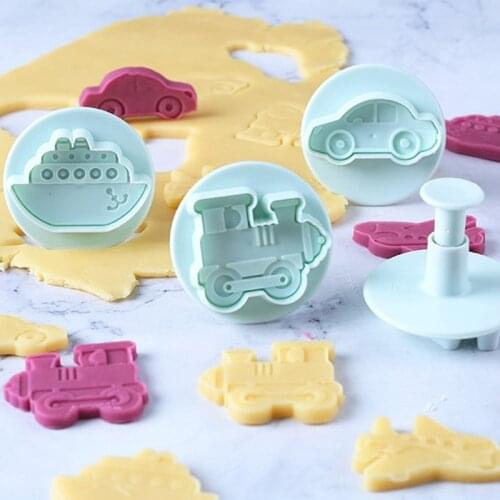 DIY Baking Mould Biscuit Mould Cookie Cutter 3D Three-Dimensional Cartoon Biscuits Mold Baking Tools for Cakes Tool Baking Tools