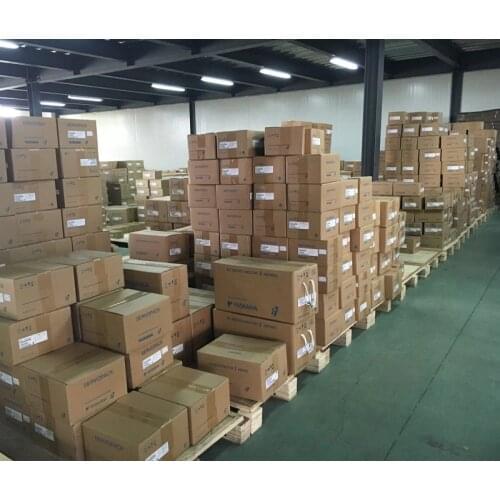 Made in japan new and original yaskawa servo motor ac servo SGMPH-04ABA21