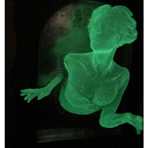 Spooky Wall Sculptures Ghosts Emerging From A Mirror Ghost In The Mirror Halloween Resin Luminous Frame Pendant Home Decoracion