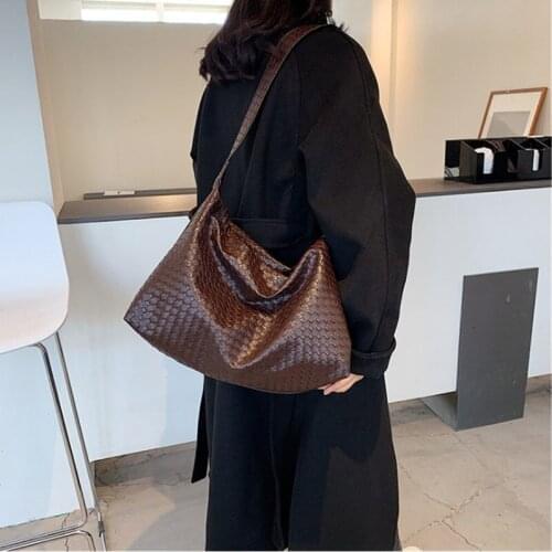 YOUSE Brand Autumn Winter Simple Women Fashion Trend Soft Leather Retro Popular Large Capacity Woven Bags Underarm Bags Tote Bag
