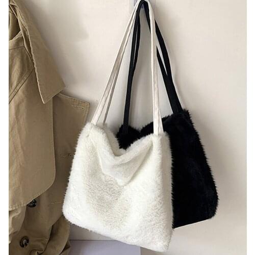 Womens Shopper Bag Plush Tote Shoulder Bags For Women 2021 Fluffy Female Handbag Fur Ladies Hand Shoppers Bag Black Sac A Main
