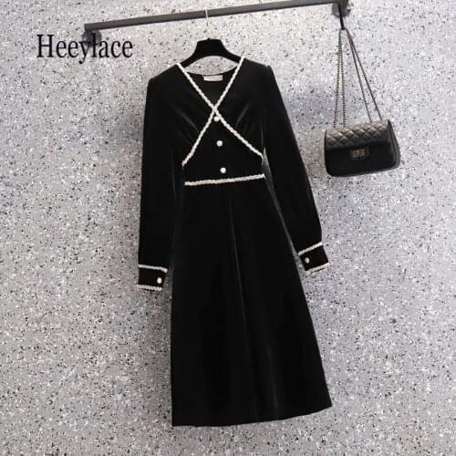 Plus Size Retro black dress female autumn new style velvet stitching lace high waist A-line Vestidos 4XL French Vintage Dresses
