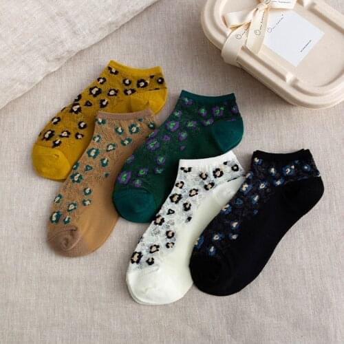 New Fashion Women Socks Printed Ankle Socks Girls Transparent Flowes Women Spring Lace Thin Short Socks Ankle Invisible Socks