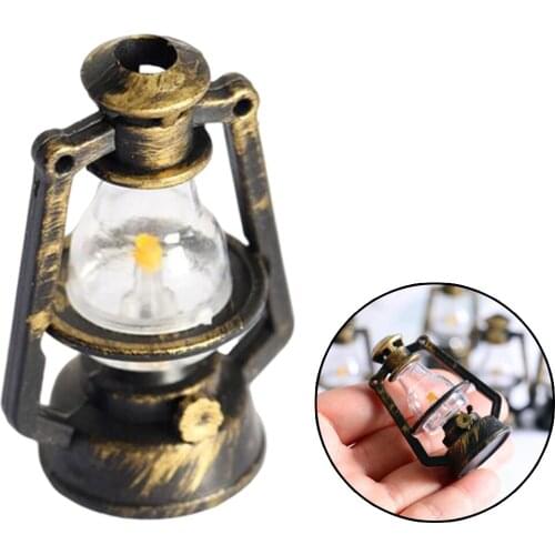 Plastic Dollhouse Miniature Retro Lantern Play Scene Ornaments House Lamps for 1:12 1:6 Doll Houses Living Room Decor