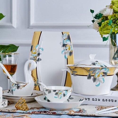 60pieces Ceramic Tableware Set Jingdezhen High-grade Phnom Penh Bone Porcelain Tableware European Creative Household Gifts