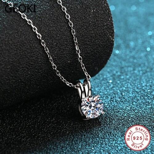 Geoki 925 Sterling Silver Passed Diamond Test 0.8 ct VVS1 Round Perfect Cut Moissanite Pendant Necklace Women Luxury Jewelry