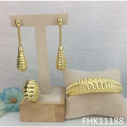 Yuminglai Russian Elegant Classic Design Trendy 3pcs Luxury Jewelry Sets Earrings Bracelet & Ring FHK11188