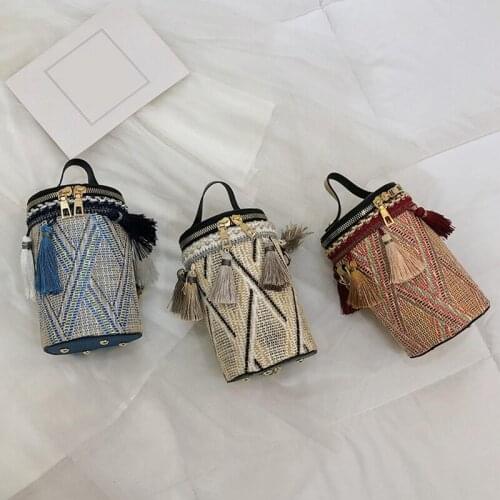 High Quality Straw Woven Bag Round Handbag Portable Metal Ring Tassel Chain Shoulder Travel Ba