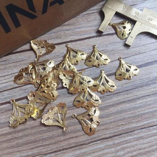 XCDIY 17mm charms leaf shape metal pendant filigree stamping double hole connector DIY jewelry findings