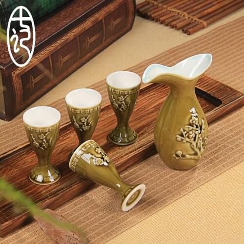Ancient Chinese style ceramics one pot four cups portable liquor spirits liquor wine set Japanese sake barware gift boxes
