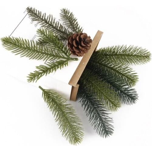 Wide Application Portable Wear-resistant Plastic Leaves Decor for Bedroom