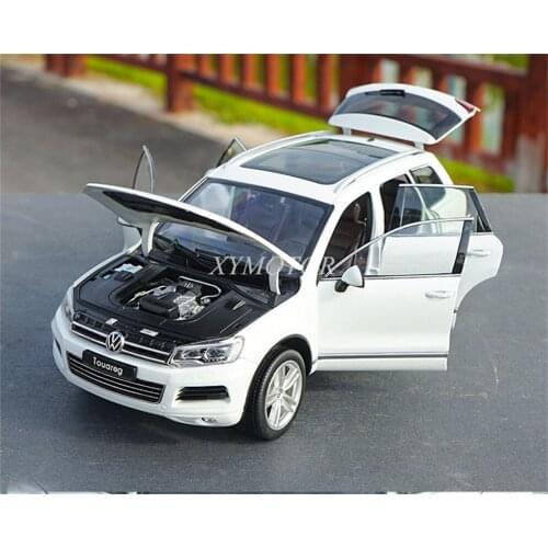 GTA 1:18 For Volkswagen TSI Touareg Metal Diecast Model Car Toys Gilfs White/Black Collection Display Ornaments