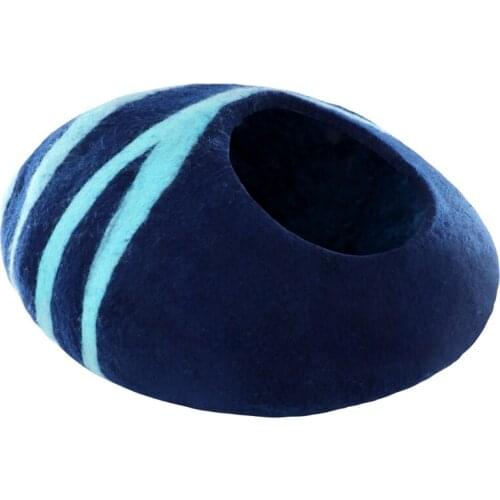 Wool Cat Cave Bed Handcrafted Bed for Cats and Kittens Easily Fold and Twist Easy to Store Warm in Winter Durable Gift