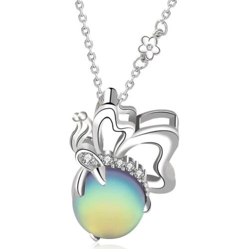 Adele 925 Sterling Silver Womens Pendant Inlaid Moonstone Sweet Romantic Style Necklace