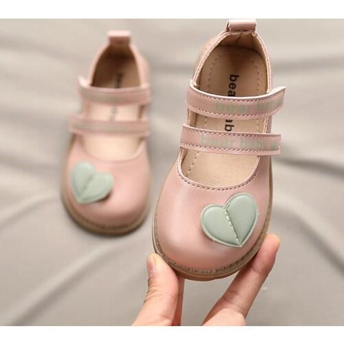 Children Leather Shoes Kids Casual Sneakers Girls Princess Flats Soft Princess Cute Heart For Wedding Party Dancing 2021 Spring