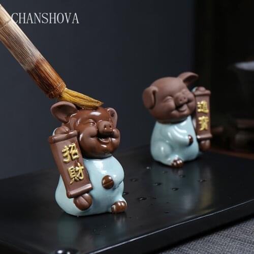 CHANSHOVA Creative Handmade Purple Clay Tea Pet Cute Pig Traditional Chinese Tea Decoration Accessories Office Home Decor H083