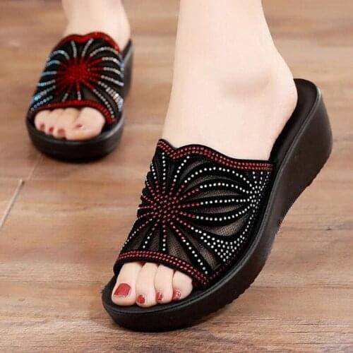2021 Sandals with Really Soft Leather Sandals for Women Wearing Non-slip Soft-soled Rhinestone Shoes with Large Heel In Summer
