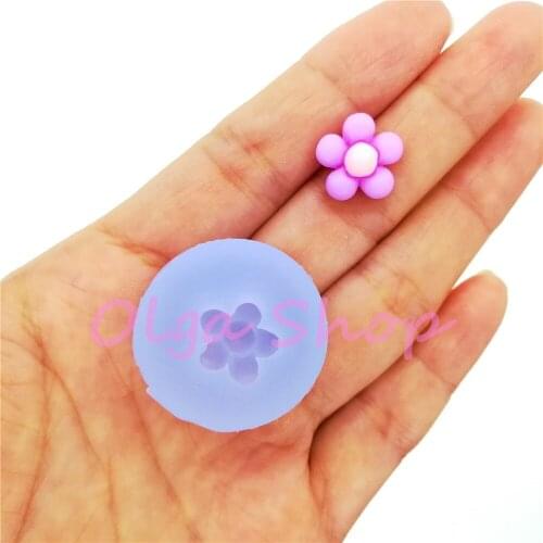 HYL421 13.3mm Kawaii Flower Silicone Mold Fondant Decorating Resin Earrings Jewelry Nail Art Making Food Safe Oven Safe