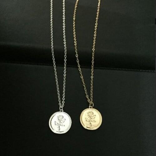 New Fashion Jewelry Necklace Single Rose Design Simple Statement Clavicle Chain Wholesale Bijoux Femme Necklace Women Chain