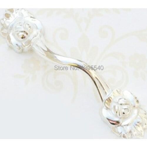 New 2pcs 96mm Antique Cabinet Kitchen Handle Knob Euro-Style Golden Palace Vintage Wardrobe Knob Kitchen Drawer Handle Bars Pull