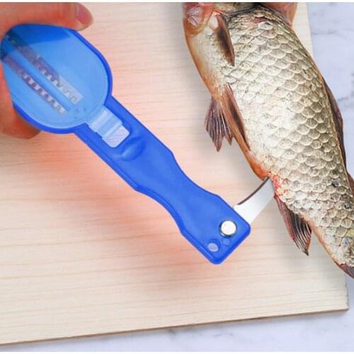 2 In 1 Plastic Fishing Scale Brush Built-in Fish Cutter Fish Skin Brush Scraping Fast Remove Fish Knife Cleaning Scaler Scraper