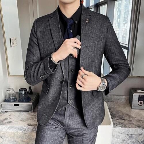 2021 Mens Two-Color Striped Suit Youth Professional Work Suit Groom Wedding Suit Three Pieces