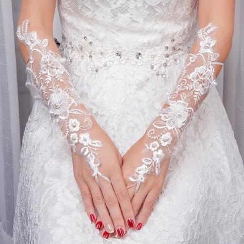 Sexy Bridal Fingerless Lace Gloves for Women White Elegant Pearls Female Club Prom Party Dancing Wedding Accessories