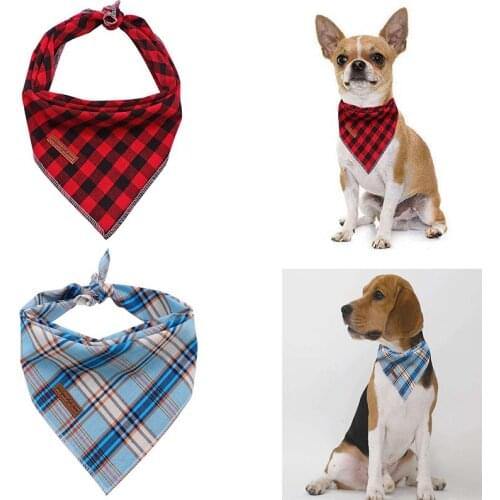 Unique Style Paws Christmas Dog Cat Bandana Dog Accesseries Pet Product Gift for Dog Bandage Bandana Collar Plaid