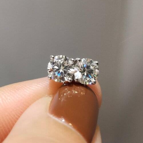 100% Real 18K White Gold Total 1 Carat D Color Brilliant Cut Diamond Test Past Moissanite Stud Earrings Classic 4 Prong Earrings