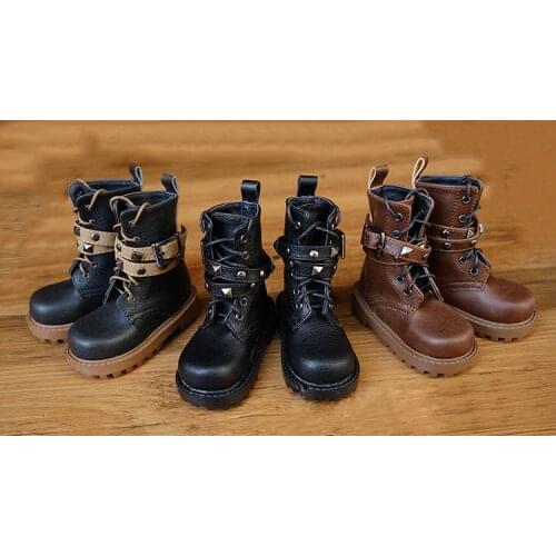 BJD doll shoes are suitable for 1/3 1/4 MSD DD doll size fashionable mens shoes rivet ankle boots 3 color into doll accessories